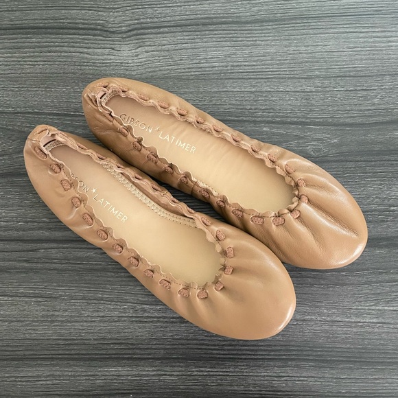 Gibson Latimer Shoes Gibson Latimer Scalloped Ballet Flats Tan Leather 95 Poshmark